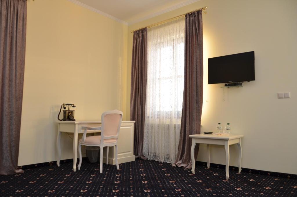 Chateau Royal Hotel Berezovka  Esterno foto