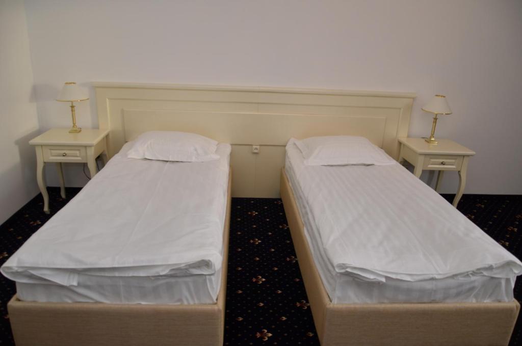 Chateau Royal Hotel Berezovka  Esterno foto